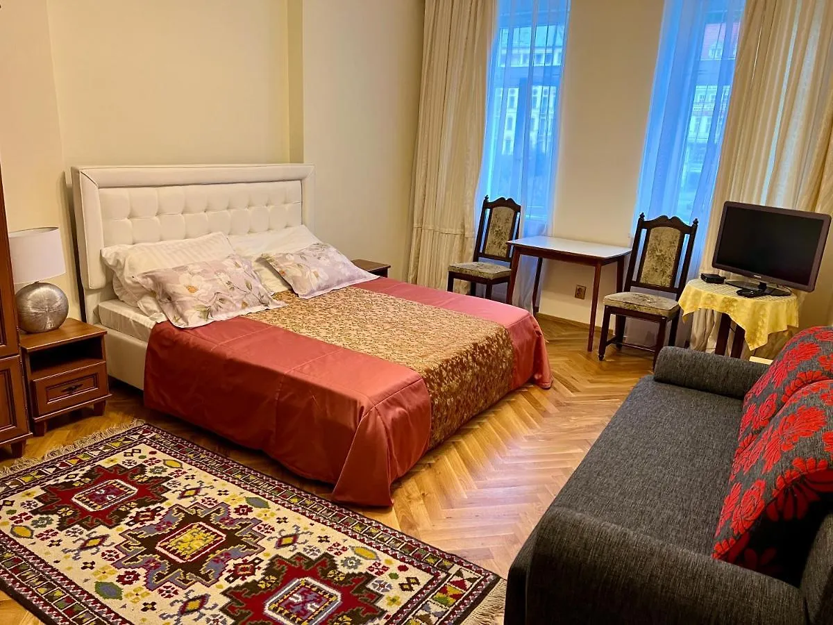 Stara Louka Apartments كارلوفي فاري